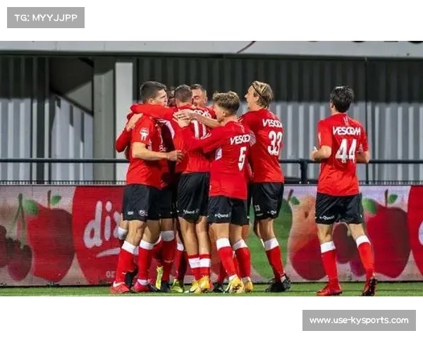 荷甲埃门队正式签约荷兰前国脚 强化球队阵容展现雄心